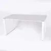 zdjęcie biurka z prostokątnymi nogami, biało szare