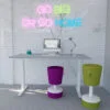 kolorowy render biurka z elektryczną regulacją wysokości